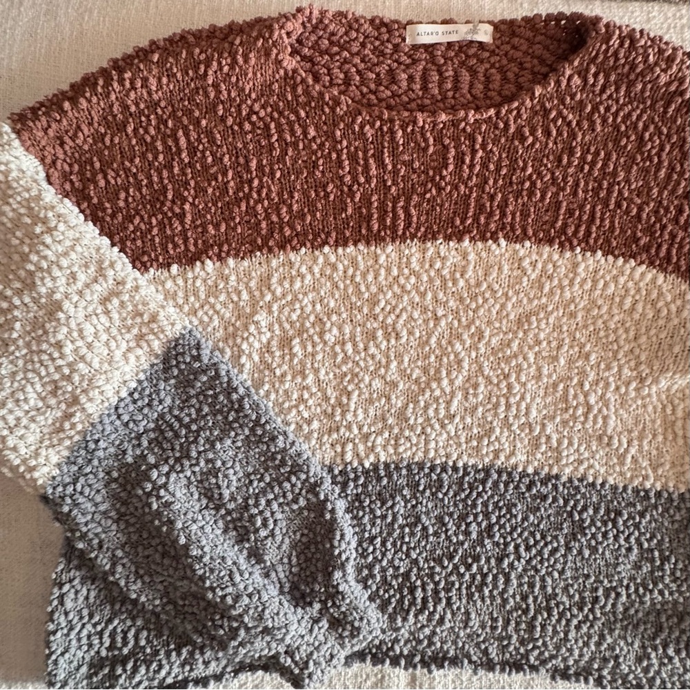 Color Block Sweater - Picture 3 of 3